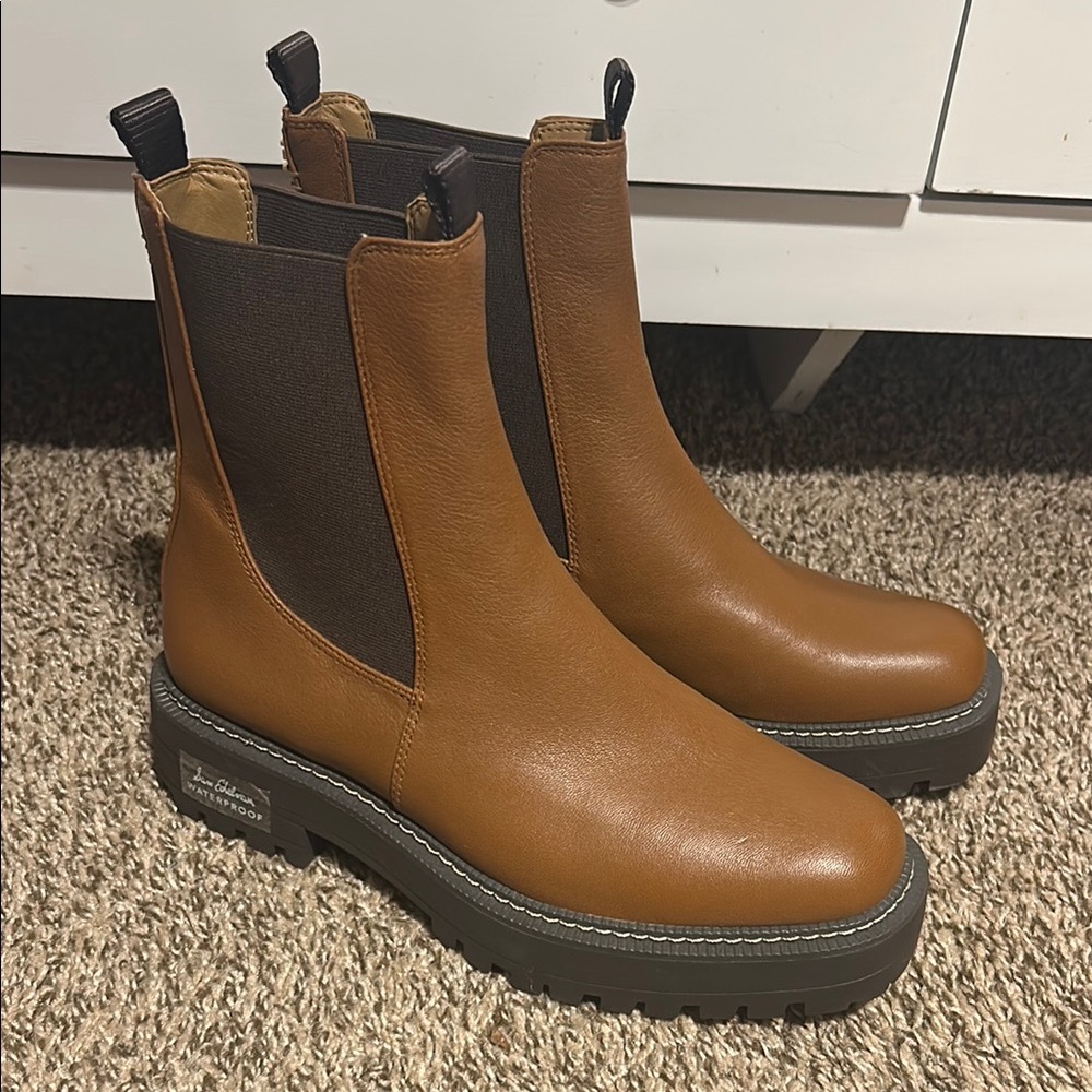 Sam Edelman Laguna Waterproof boots never worn